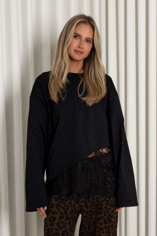 Samira Lace Top – product image 2