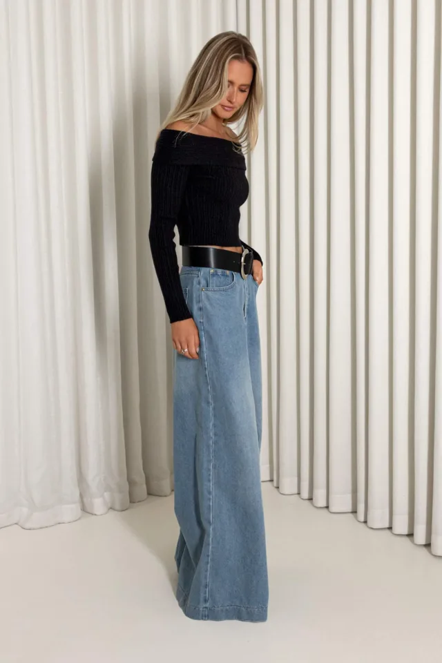 Victoria Off Shoulder Top – product image 3