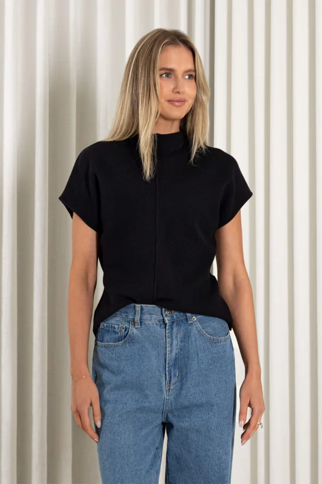 Garrett Black Top – product image 1
