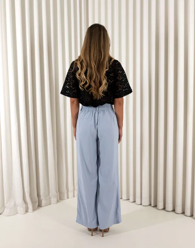 Emma Wide Leg Pants – side view